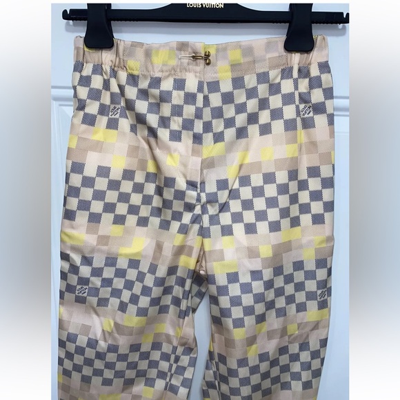 LOUIS VUITTON WOMEN’s PIXEL DAMIER JOGGING PANTS. SIZE LV 34 / authentic - Picture 3 of 11
